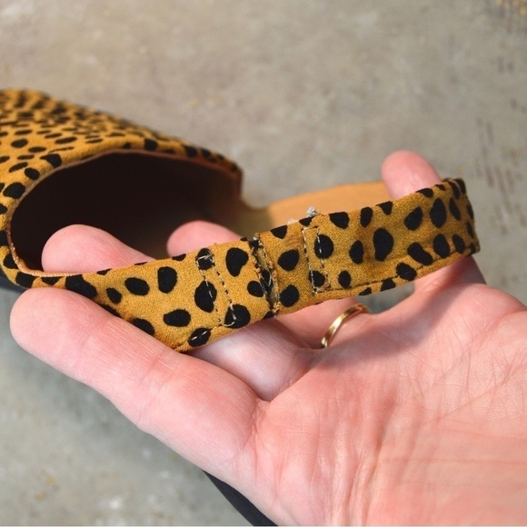 NWOT Qupid Cheetah Print Faux Suede Open Toe Flat Sling Back Sandals, Size 9 - Picture 8 of 9